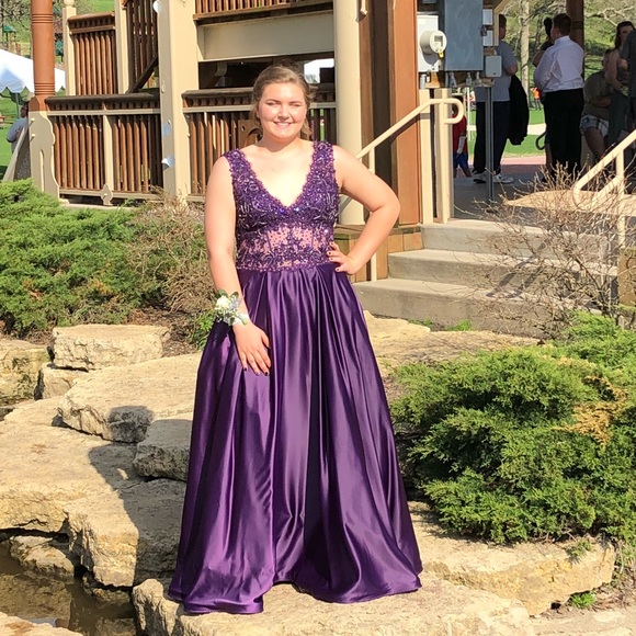 Formal/Prom dress - Picture 6 of 6